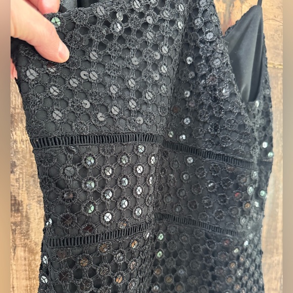 NWOT LULUS CHANCE ENCOUNTER LACE TRUMPET MIDI BLACK SEQUEN XS SEXY - Picture 9 of 16